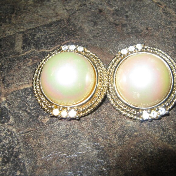 Designer Inspired Vintage Pearl , Diamond and Gold Clip-On Earrings - Picture 2 of 5